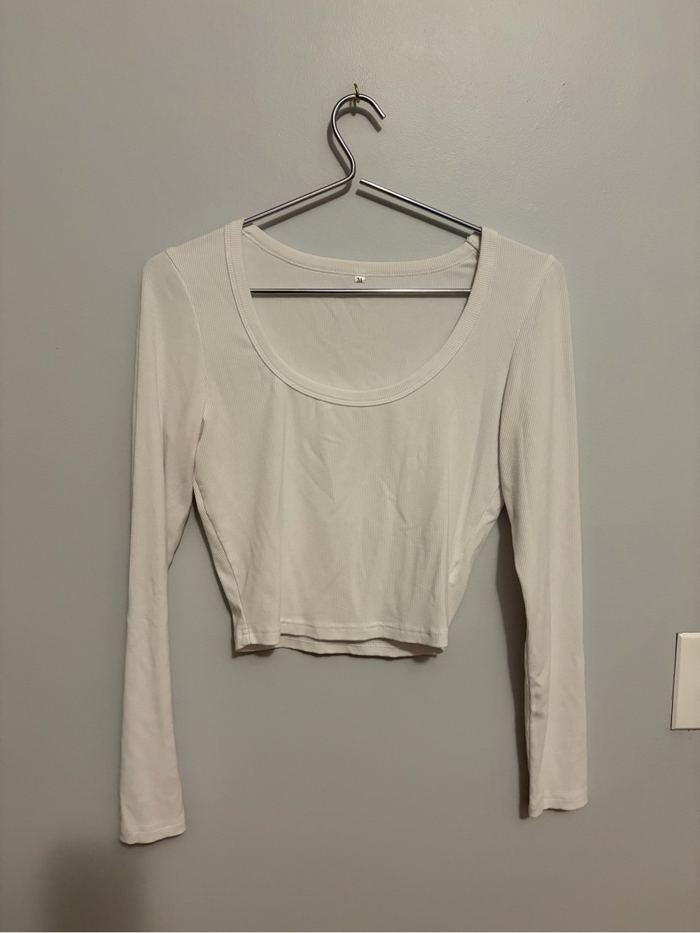 Women’s Long Sleeve Scoop Neck Crop Top - White